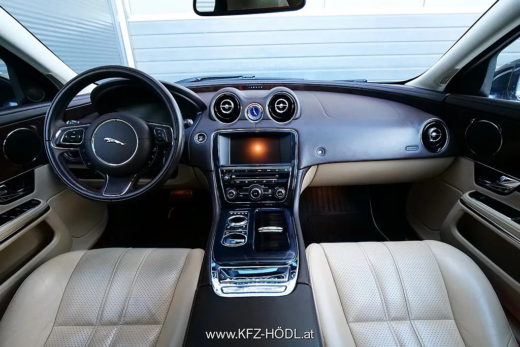 Jaguar XJ 3,0 S/C Premium Luxury AWD Image 9