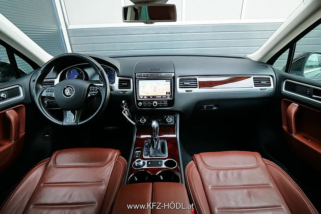 Volkswagen Touareg V6 TDI BMT 4Motion Aut. Image 9