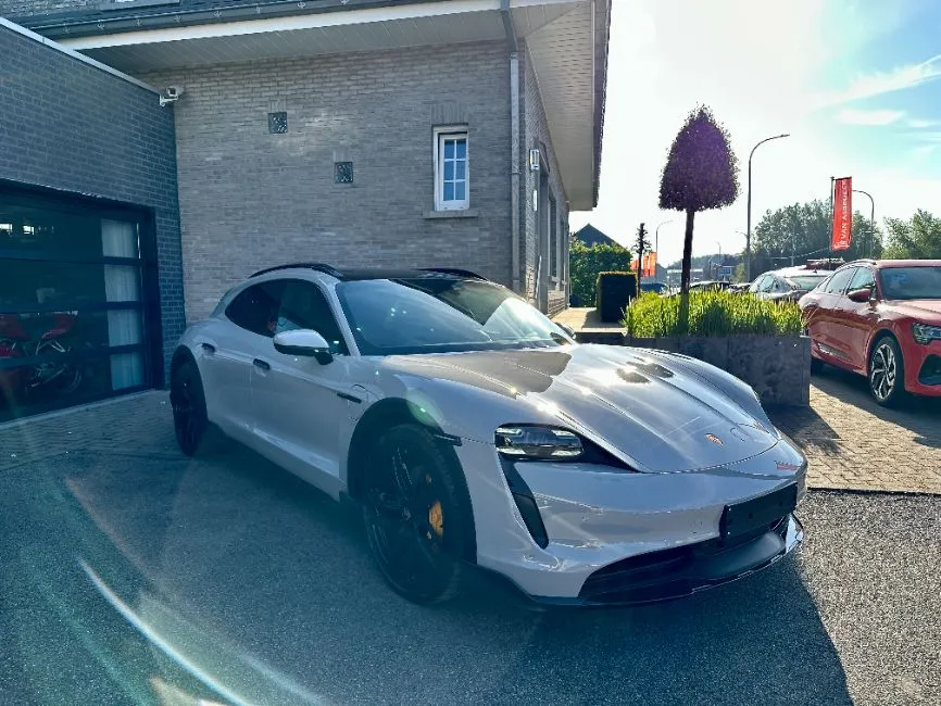 Porsche Taycan 4 Cross Turismo FULL OPTION !! Image 3