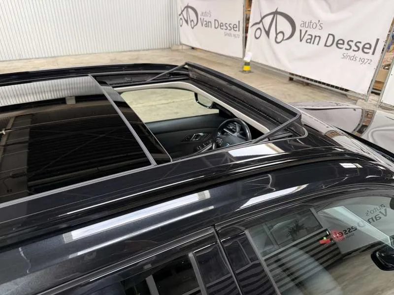 BMW 320 Touring 320eXA PHEV PWidescreen *€ 18.000 NETTO* Image 8