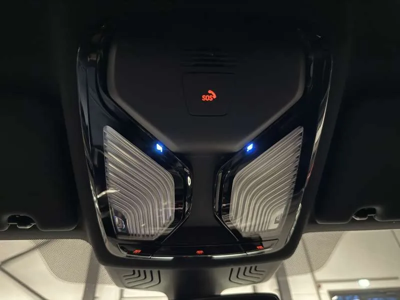 BMW 530 Hybride,M-Pack, Adap cruise,LED, Camera,Priv Glass Image 9