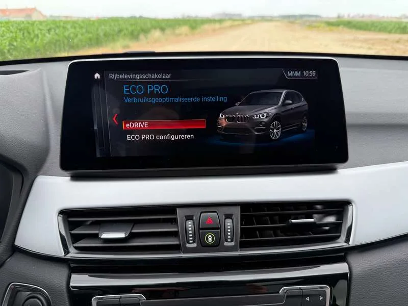 BMW X1 Hybride,pano open dak,head-up,trekhaak,navigatie Image 12