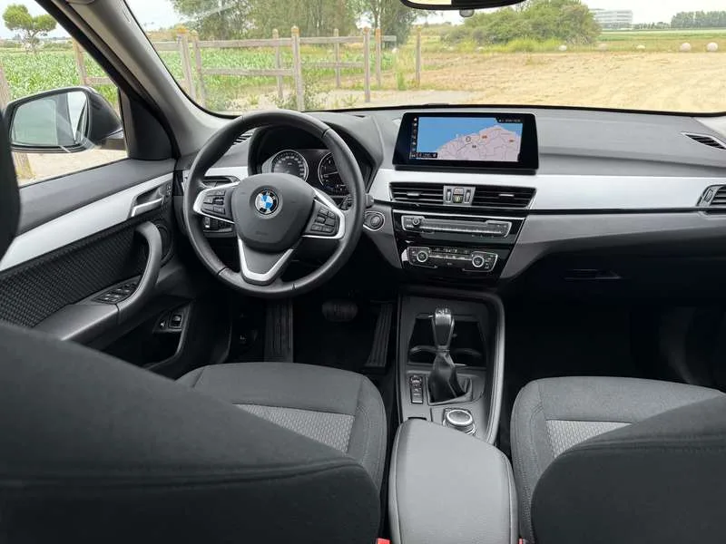 BMW X1 Hybride,pano open dak,head-up,trekhaak,navigatie Image 16