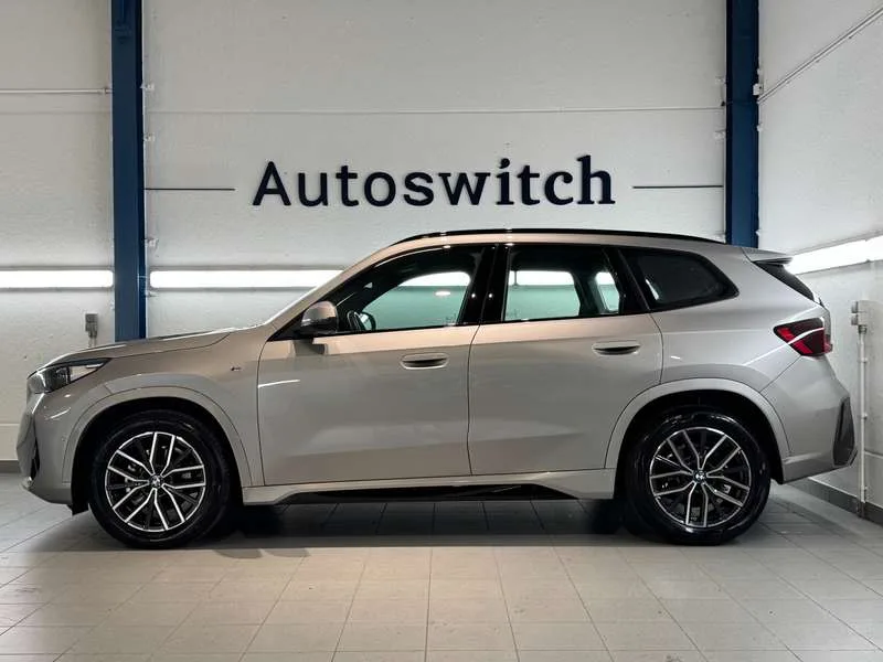 BMW X1 sDrive18i - MSport/Keyless/VerwZetels/Cam/AdaptLED Image 3