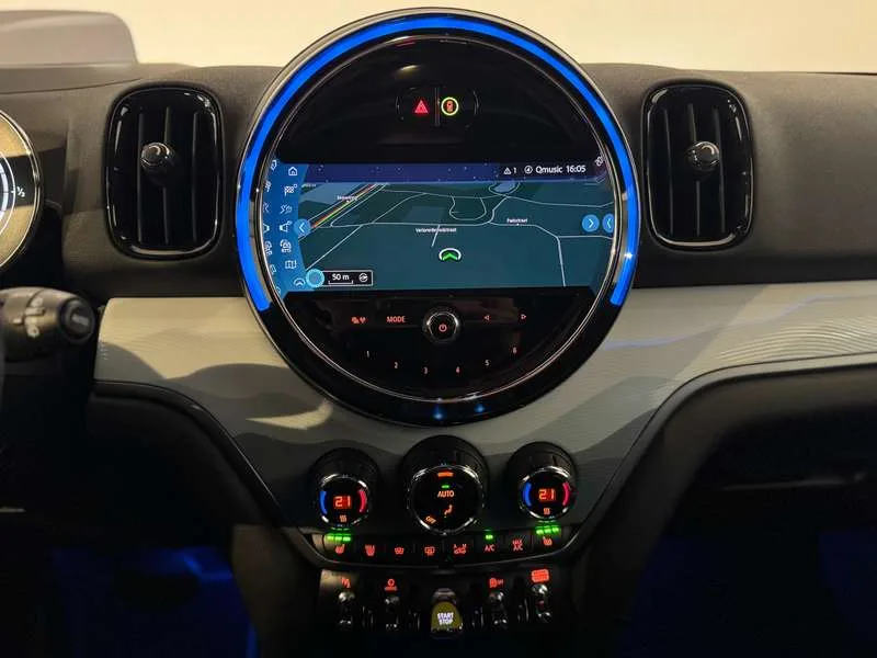 MINI Cooper SE Countryman ALL4 Untamed Edition/Pano/ActCruise/Headup/H&K/Cam Image 11