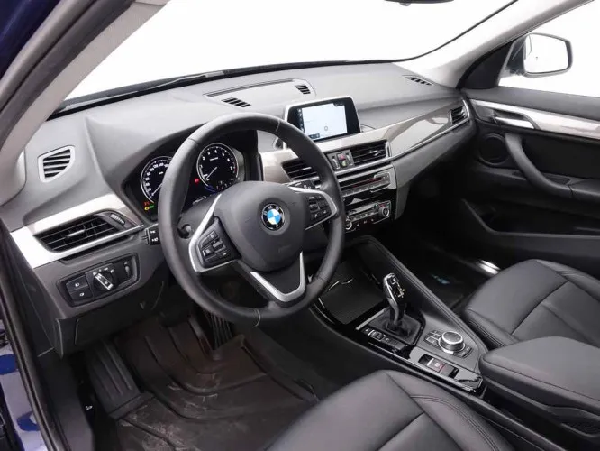 BMW X1 2.0ia 192 sDrive X-Line + GPS + Leder/Cuir + LED + ALU18 Image 9