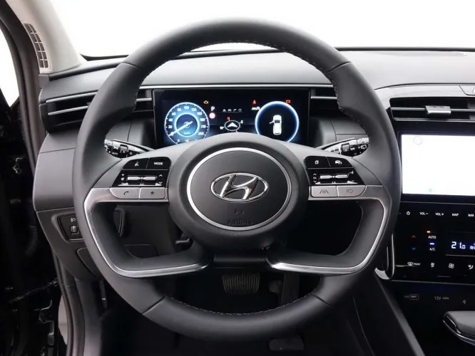 Hyundai Tucson 1.6 T-GDi 150 MHEV 7-DCT Feel Plus + GPS + Digital Super Vision + LED Lights Image 9