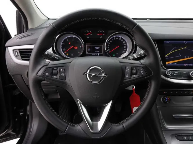 Opel Astra 1.6 CDTi 110 Sportstourer + GPS Image 10