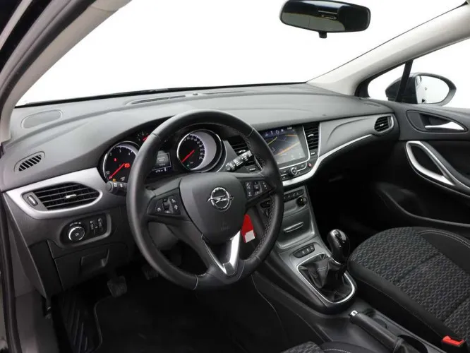 Opel Astra 1.6 CDTi 110 Sportstourer + GPS Image 8