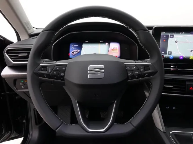 Seat Leon 1.0 TSi 110 Style + GPS + Virtual Cockpit + Full LED + Camera Image 10