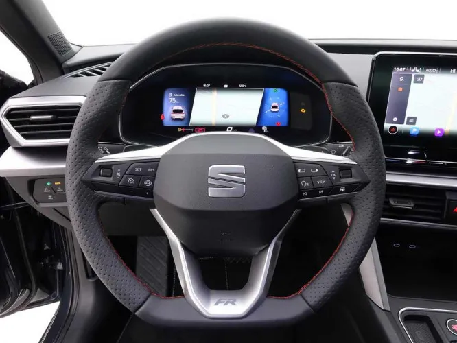 Seat Leon 1.5 eTSi 150 DSG FR 5D + GPS + Virtual + Winter + LED Lights Image 10