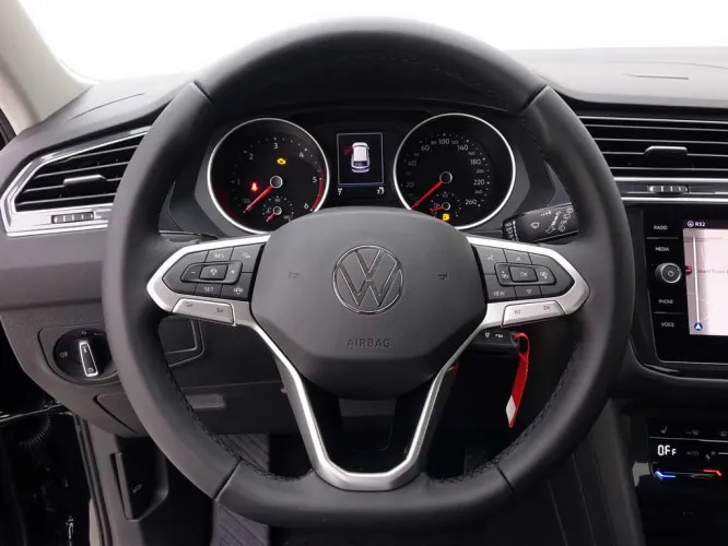 Volkswagen Tiguan 2.0 TDi + GPS + LED Lights + Alu17 Tulsa Image 10