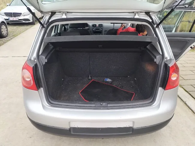 Volkswagen Golf  Image 13