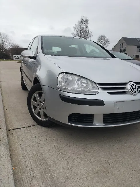 Volkswagen Golf  Image 2