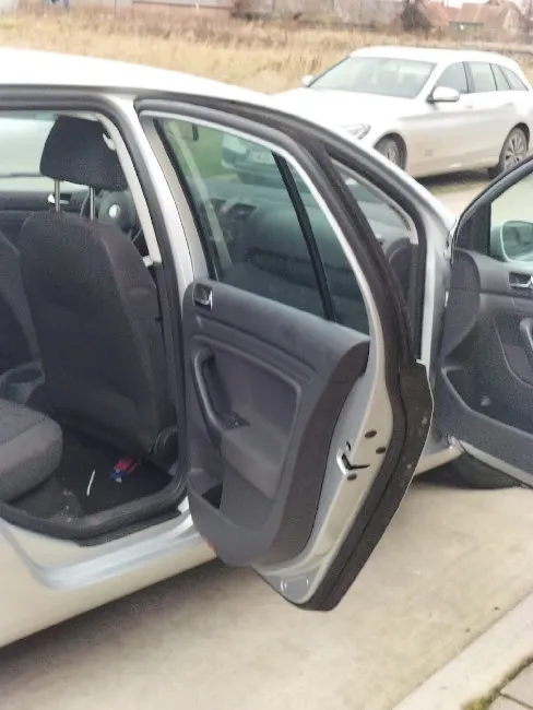 Volkswagen Golf  Image 6