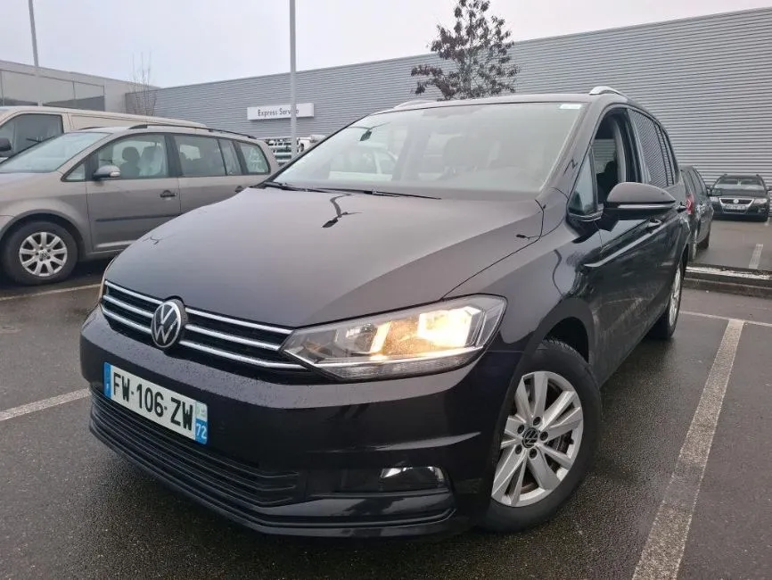 Volkswagen Touran 2.0 TDI Lounge Image 1
