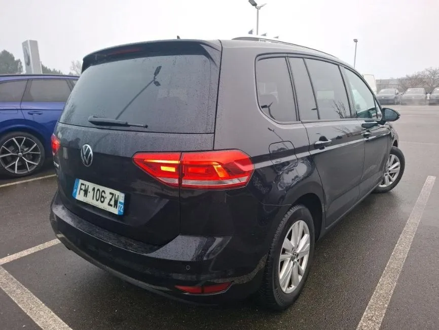 Volkswagen Touran 2.0 TDI Lounge Image 3
