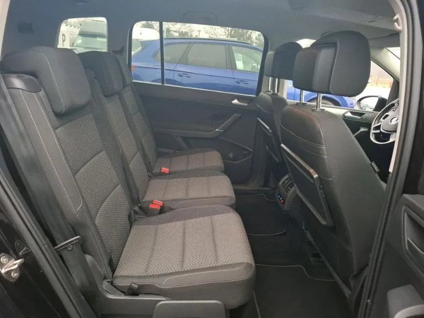 Volkswagen Touran 2.0 TDI Lounge Image 5