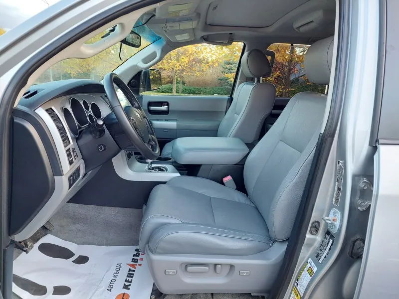 Toyota Sequoia 5.7i 386кс, 6+1 Image 9
