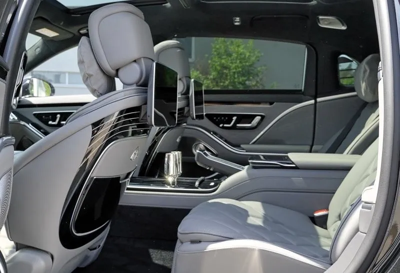 Mercedes-Benz S680 Maybach =NEW= Luxury/Panorama Гаранция Image 9