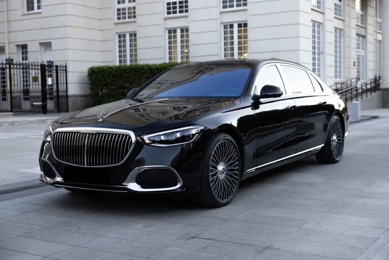 Mercedes-Benz S580 4Matic MAYBACH Image 2