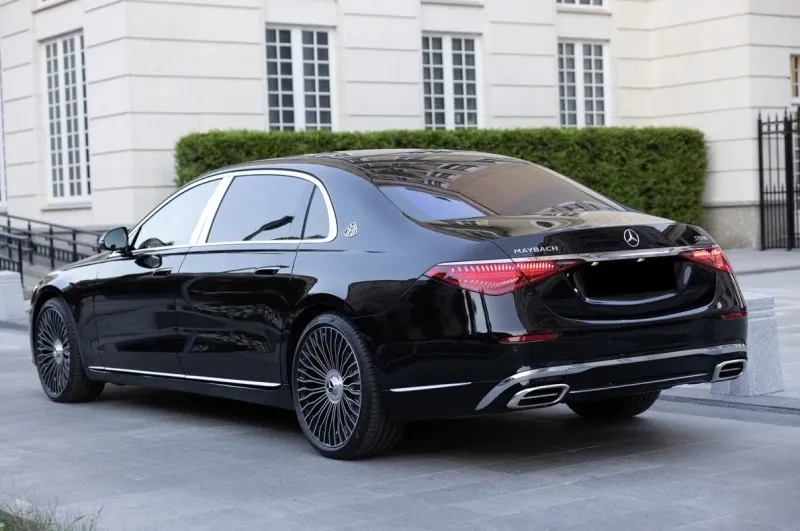 Mercedes-Benz S580 4Matic MAYBACH Image 3