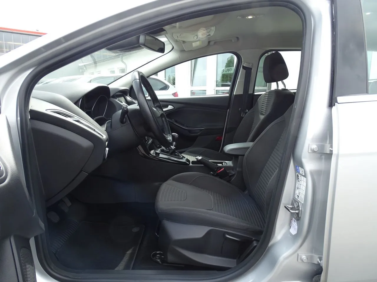 Ford Focus 1.5 EcoBoost Titanium...  Image 9