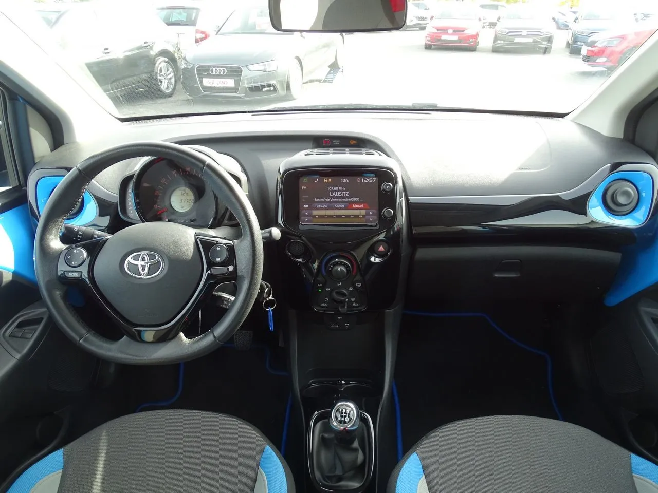 Toyota Aygo 1.0 VVT-i x-play touch...  Image 9