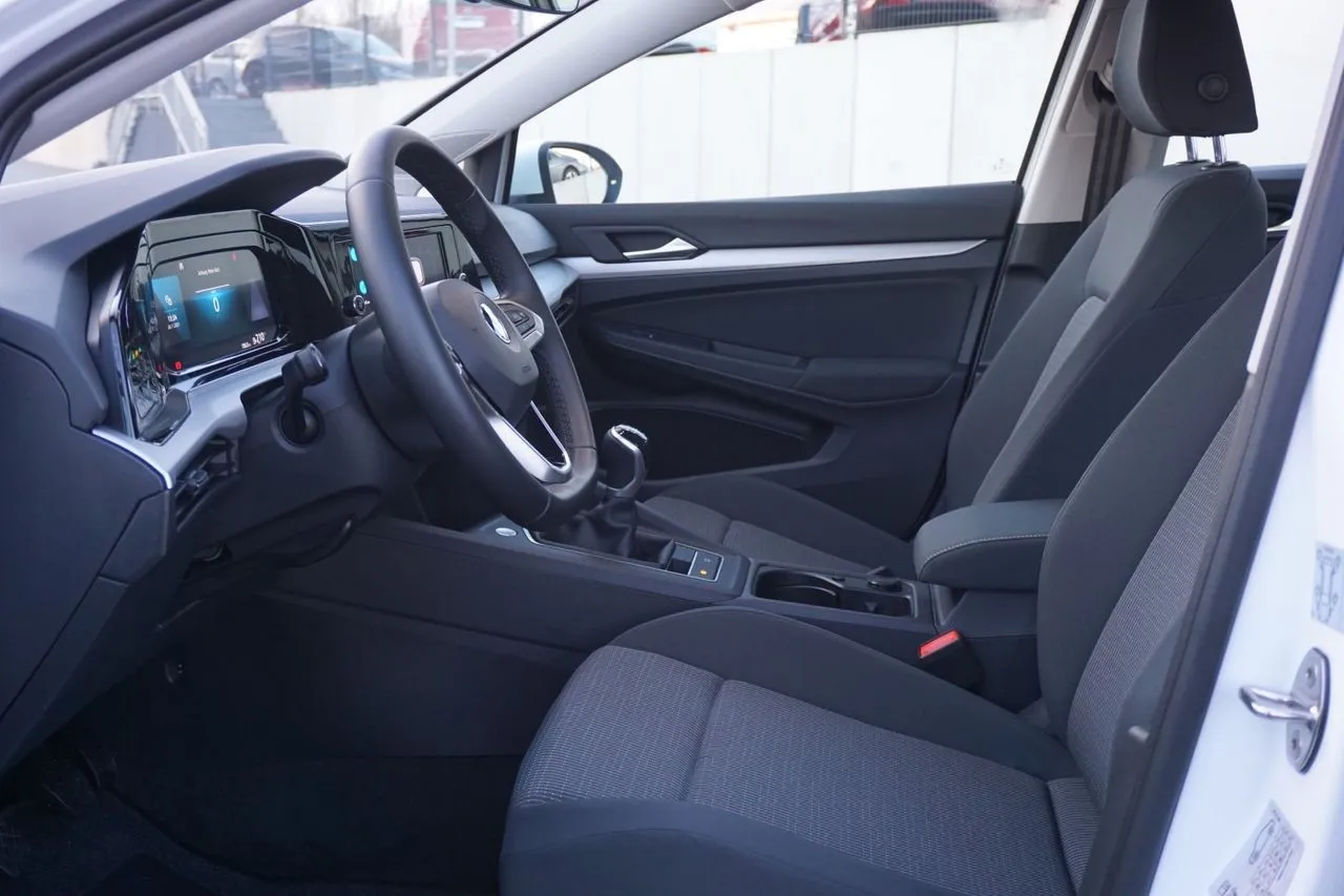 Volkswagen Golf VIII 1.0 TSI LED Bluetooth...  Image 9