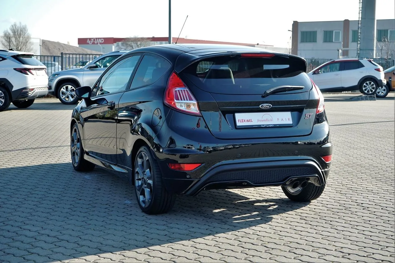 Ford Fiesta ST 1.6 EcoBoost...  Image 2