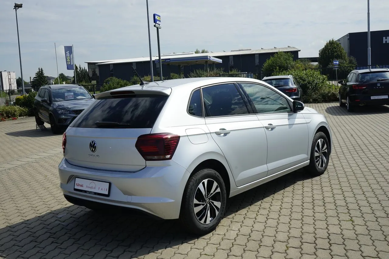 Volkswagen Polo 1.0 TSI Sitzheizung Bluetooth...  Image 4