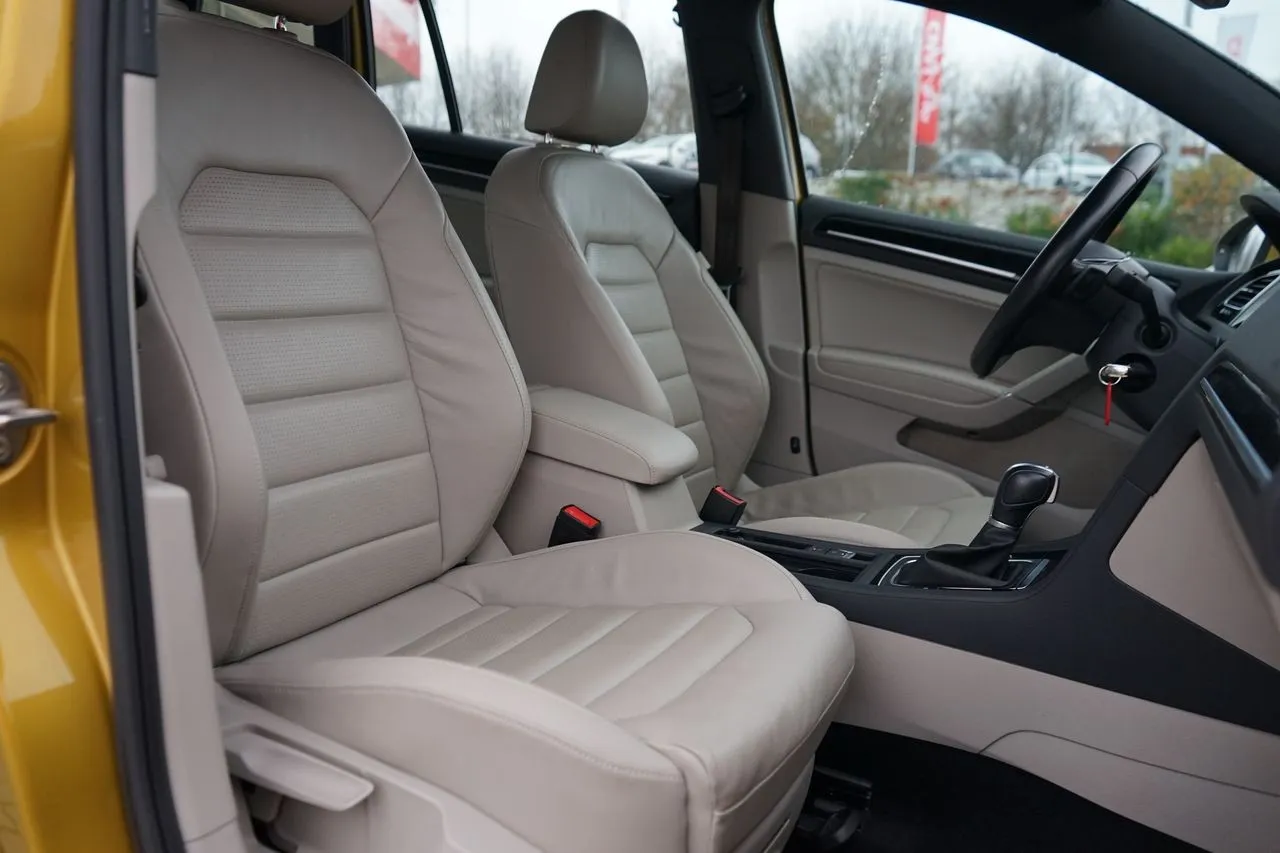 Volkswagen Golf VII Variant 1.4 TSI Highline...  Image 9