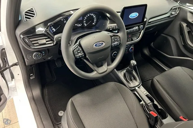 Ford Fiesta 1,1 75hv M5 Trend 5-ovinen Image 7