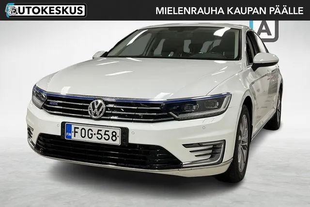 Volkswagen Passat Sedan GTE Plug-In Hybrid 160 kW (218 hv) DSG-automaatti - Autohuumakorko 1,99%+kulut - Image 1