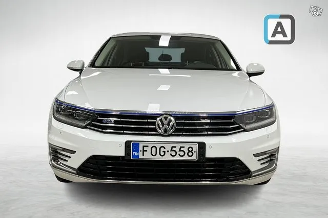 Volkswagen Passat Sedan GTE Plug-In Hybrid 160 kW (218 hv) DSG-automaatti - Autohuumakorko 1,99%+kulut - Image 5