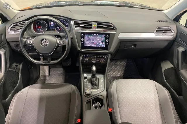 Volkswagen Tiguan 2,0 TDI SCR 110 kW 4MOTION DSG*ACC / Pa-Lämmitin / Navi / Koukku / LED-ajovalot* Image 8