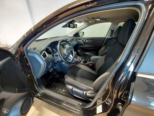 Nissan Qashqai DIG-T 160 N-Connecta / 1-om./ Navi / Moottorinlämmitin Image 9