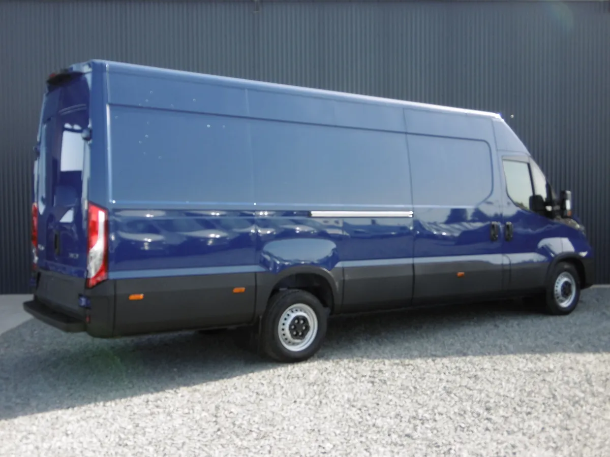 Iveco DAILY TD 180 FOURGON 35S18 EMPATTEMENT 4100L H2 Image 2