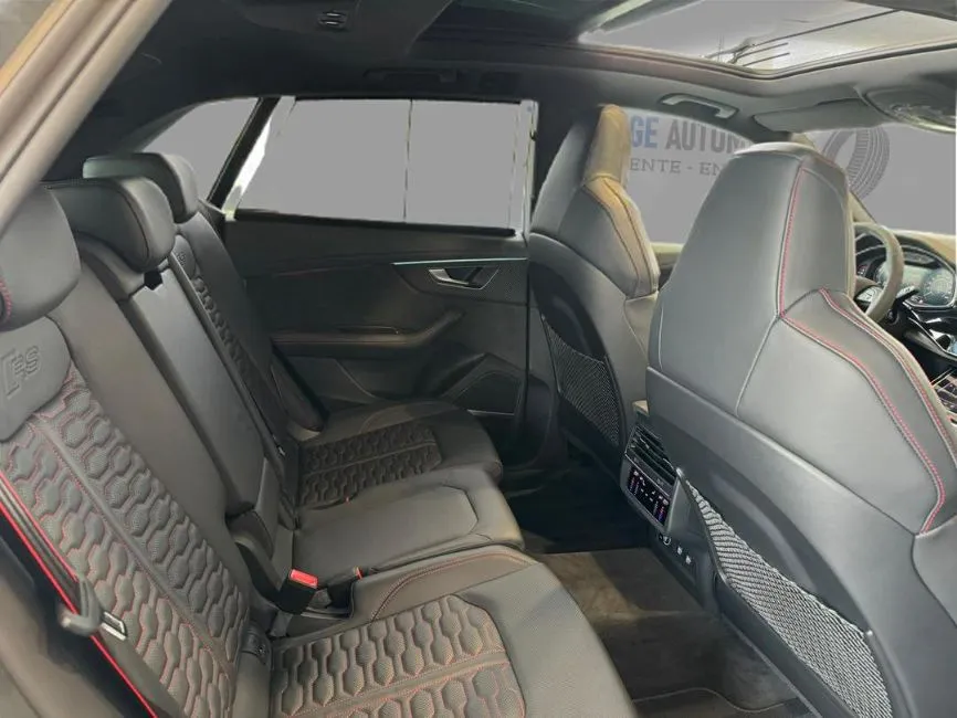 Audi RSQ8  Image 13