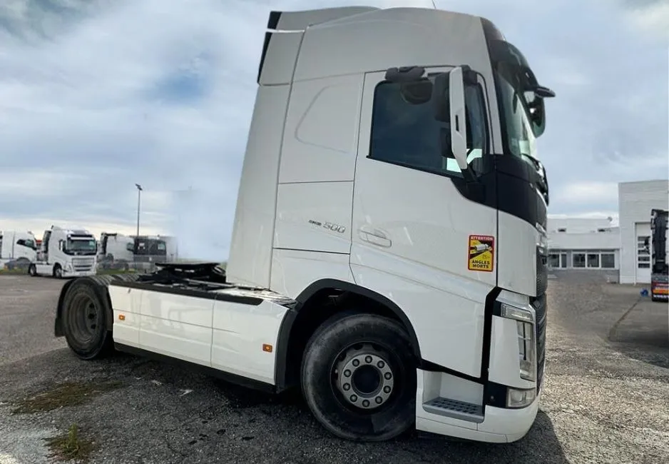 Volvo FH500 Retarder Image 3