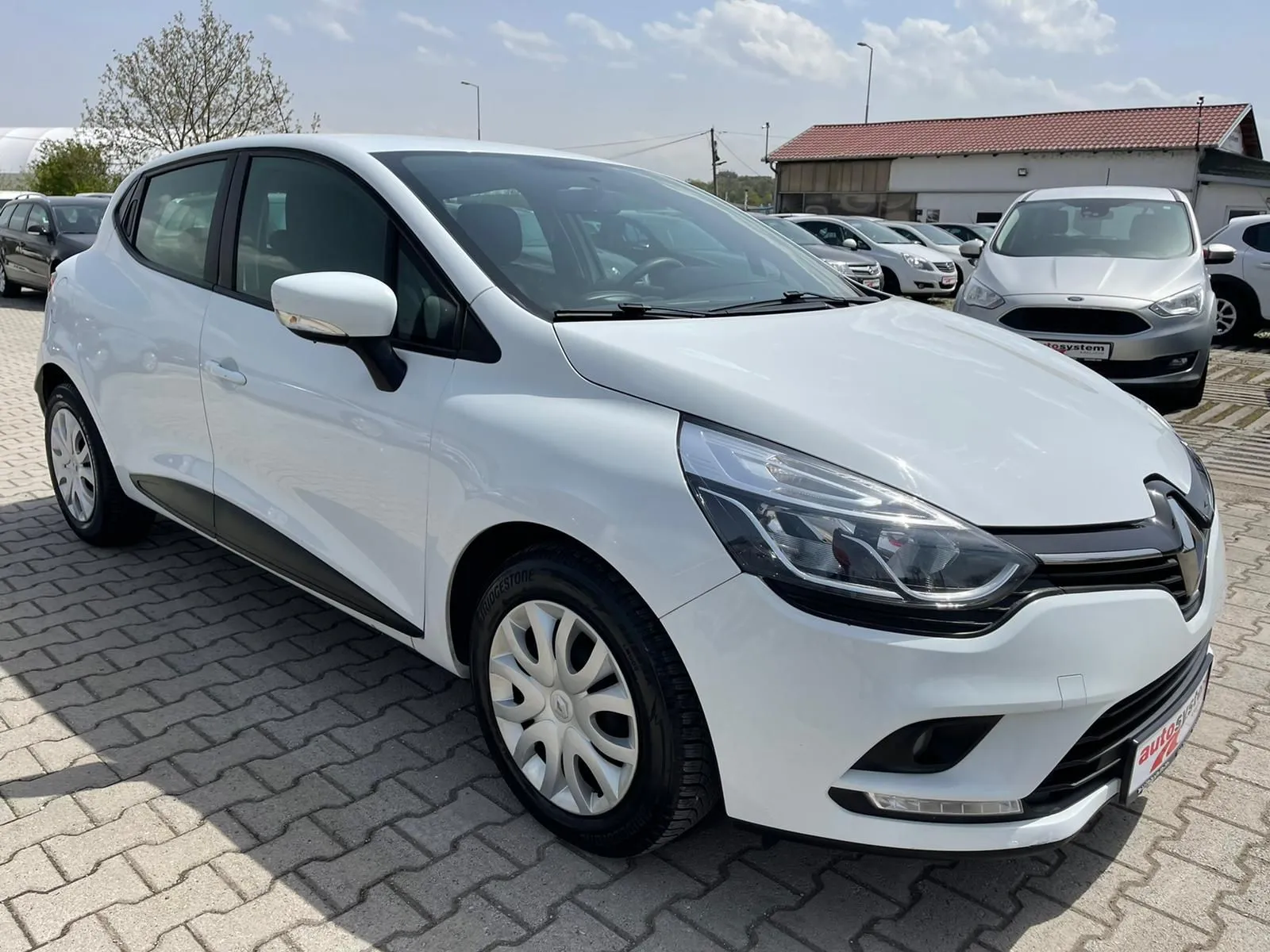 Renault Clio 1.5 DCI KREDITI NA LICU MESTA Image 2