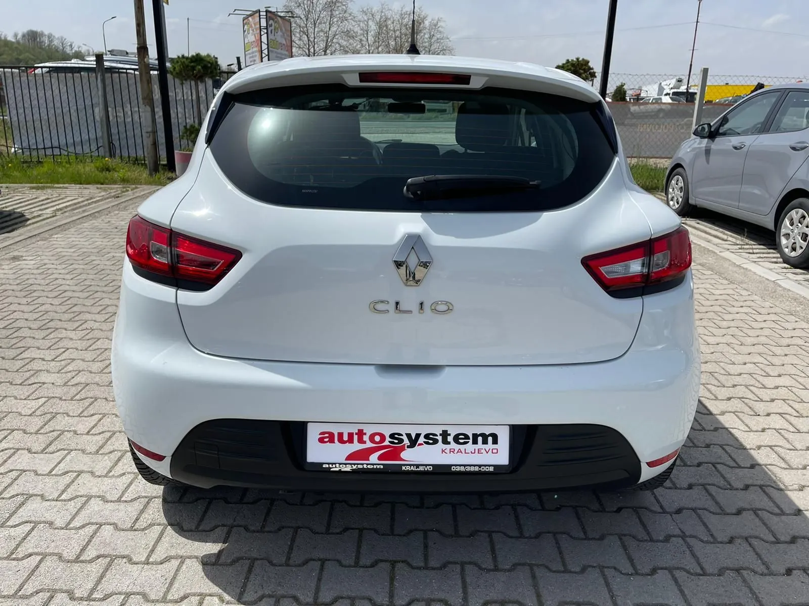 Renault Clio 1.5 DCI KREDITI NA LICU MESTA Image 5