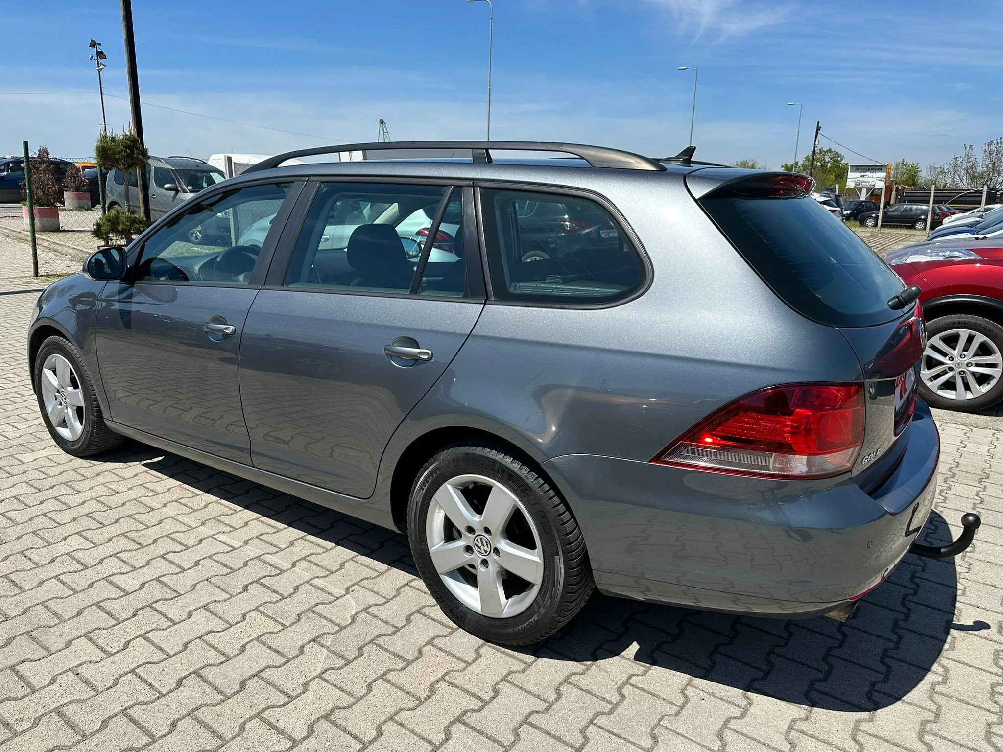 Volkswagen Golf 6 1.6 TDI GRADIRAN Image 7