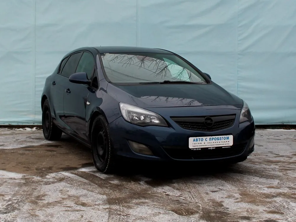 Opel Astra  Image 1