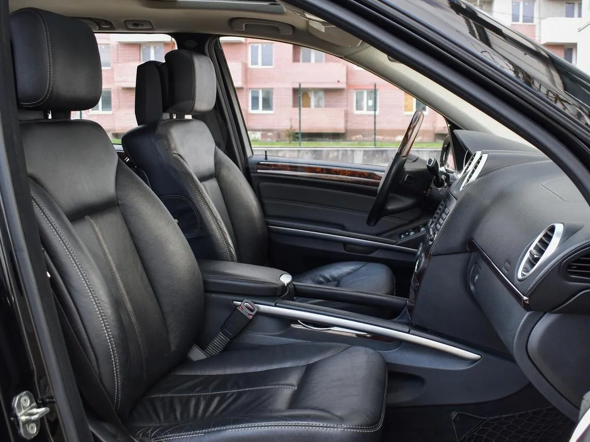 Mercedes-Benz GL-Class  Image 3