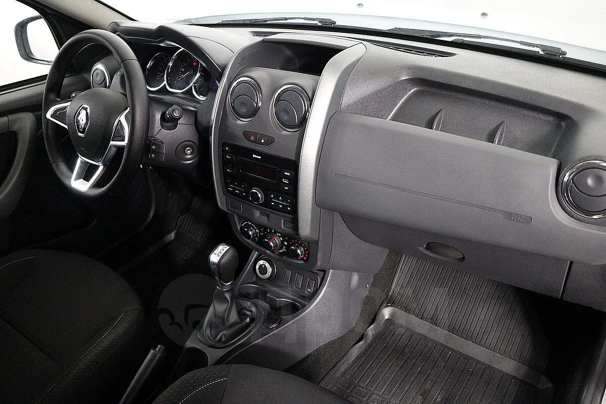Renault Duster  Image 10