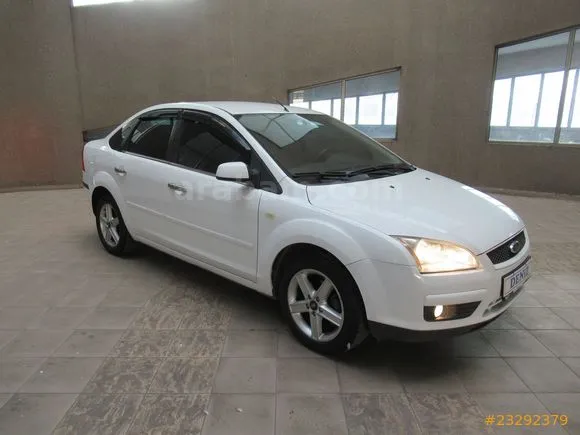 Ford Focus 1.6 TDCi Collection Image 2