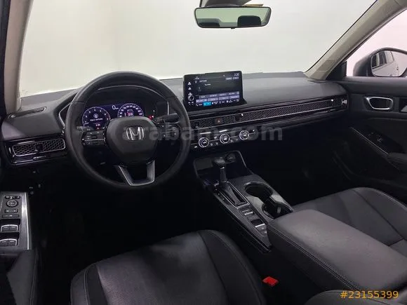 Honda Civic 1.5 i-VTEC Executive Plus Image 8
