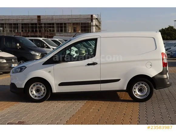 Ford Transit Courier 1.5 TDCi Trend Image 2