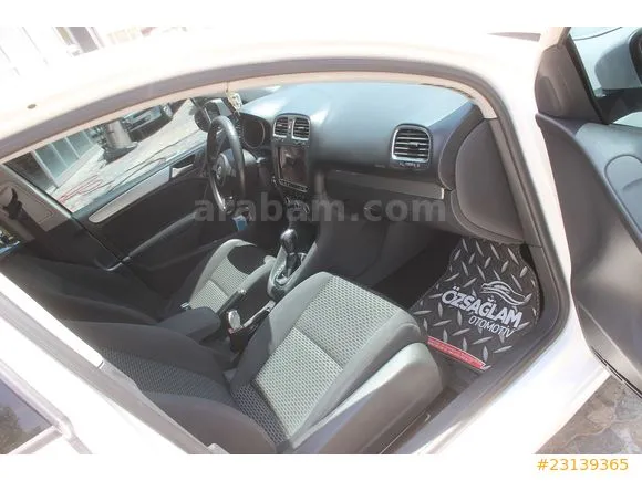 Volkswagen Golf 1.4 TSi Trendline Image 10